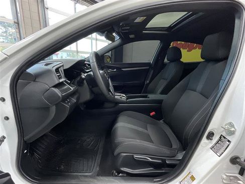 Used 2019 Honda Civic EX image 11