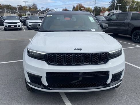 New 2025 Jeep Grand Cherokee L Summit image 10