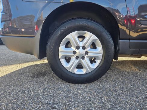 Used 2015 Chevrolet Traverse LS image 27