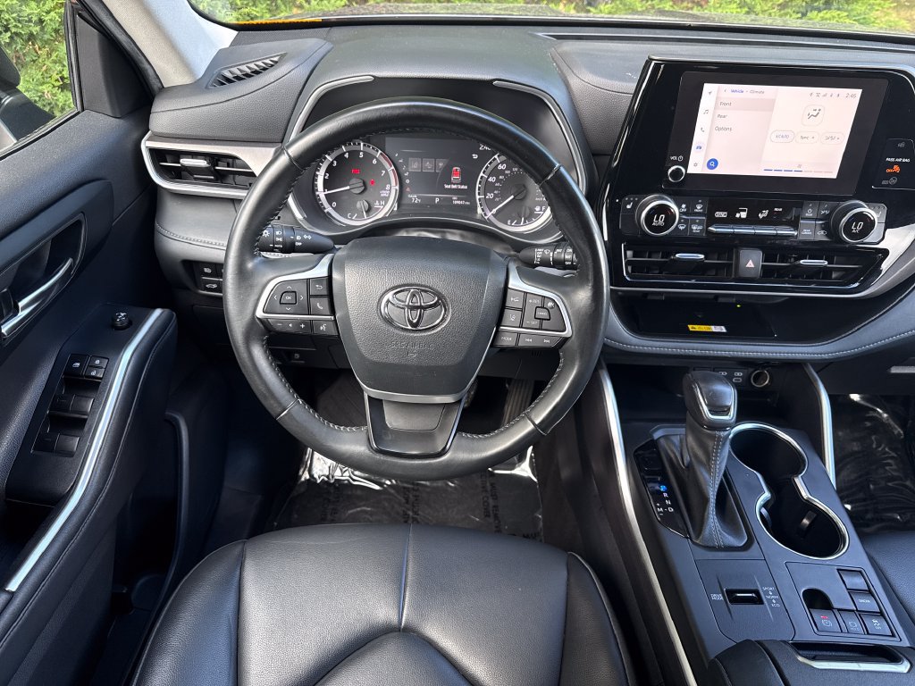 Used 2023 Toyota Highlander XLE FWD image 21
