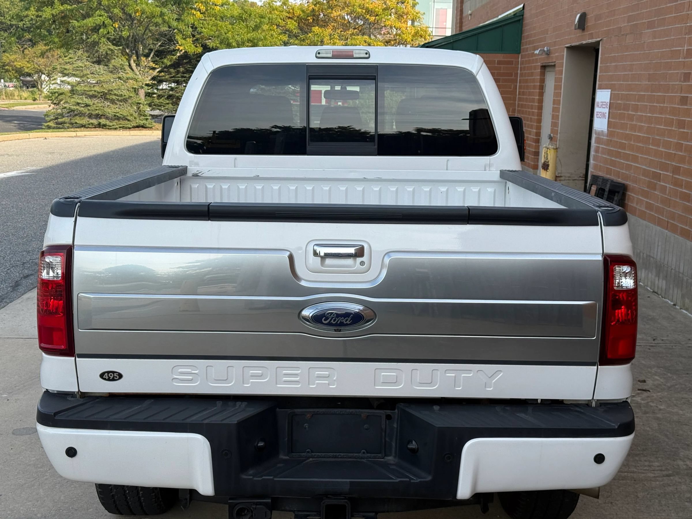 Used 2015 Ford F250 Platinum w/ FX4 Off-Road Package AWD/4WD image 4