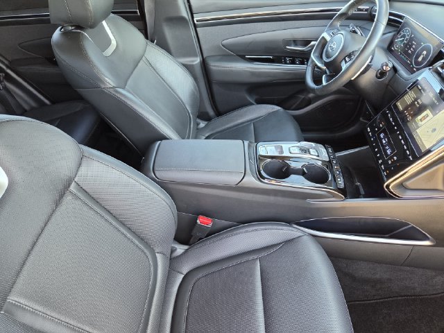 Used 2024 Hyundai Tucson Limited AWD/4WD image 17