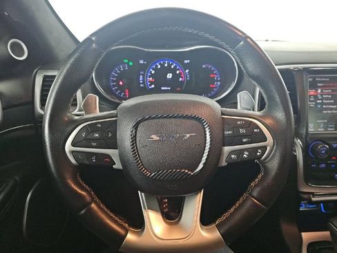 Used 2016 Jeep Grand Cherokee SRT image 10