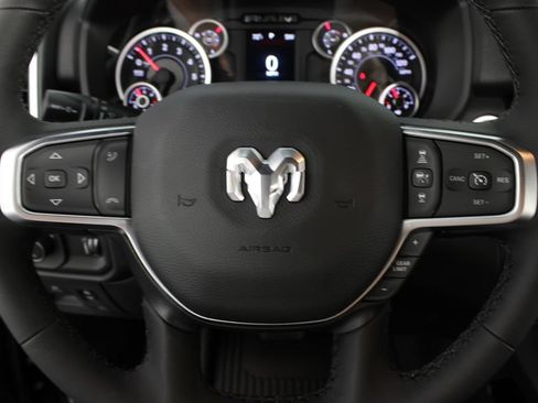 New 2026 RAM 1500 Big Horn AWD/4WD image 12