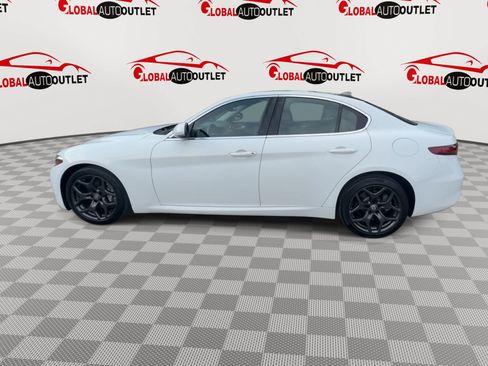 Used 2021 Alfa Romeo Giulia Ti w/ Active Assist 2 Package TI AWD/4WD image 5
