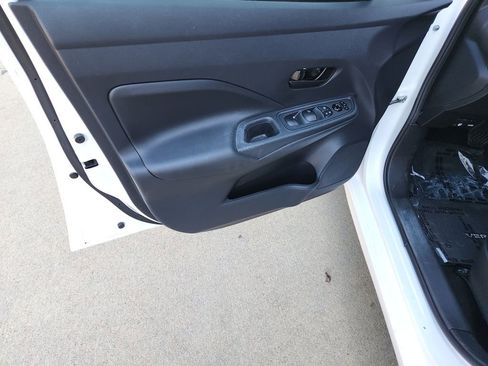 Certified 2025 Nissan Versa S w/ Trunk Package image 27