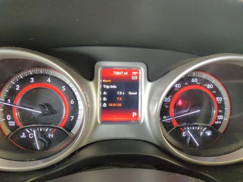 Used 2019 Dodge Journey SE FWD image 23