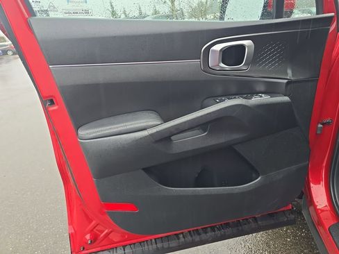 Used 2023 Kia Sorento EX image 13