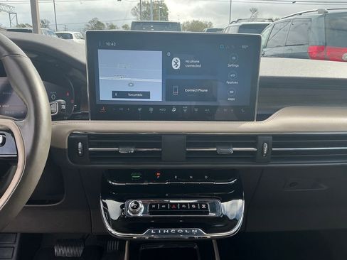 Certified 2024 Lincoln Corsair Reserve w/ Equipment Group 201A image 23