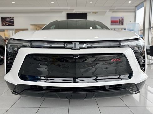 New 2025 Chevrolet Blazer EV RS image 10