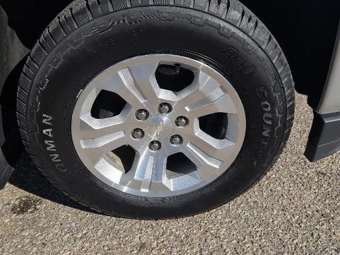 Used 2017 Chevrolet Silverado 1500 LT w/ All Star Edition image 24