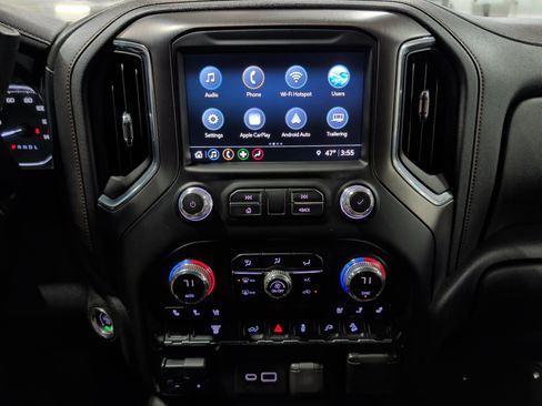 Used 2022 GMC Sierra 3500 AT4 w/ Gooseneck/5TH Wheel Package image 10