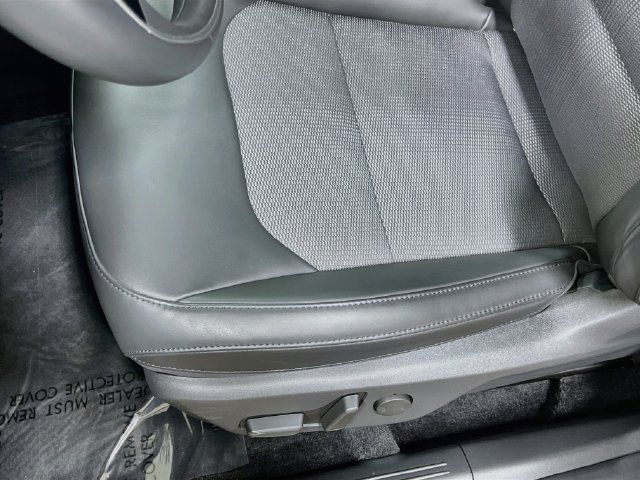 Certified 2025 Kia Niro Wind FWD image 19