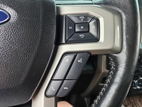 Used 2018 Ford F250 Lariat w/ Lariat Ultimate Package AWD/4WD image 52