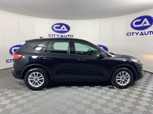 Used 2022 Ford Escape S FWD image 2