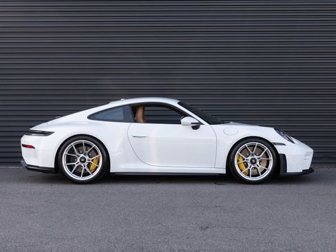 Certified 2026 Porsche 911 GT3 image 8