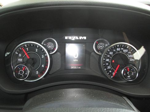 Used 2024 RAM 3500 Big Horn w/ Protection Group AWD/4WD image 20
