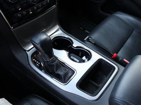 Used 2020 Jeep Grand Cherokee High Altitude image 27