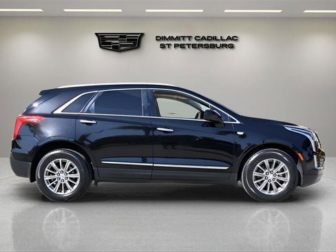 Used 2017 Cadillac XT5 Luxury w/ Driver Awareness Package image 6