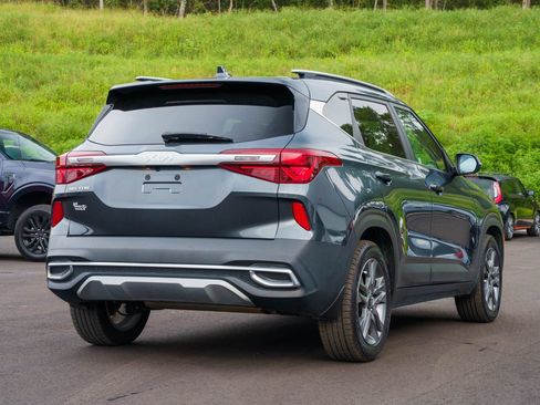 Used 2023 Kia Seltos S FWD image 7