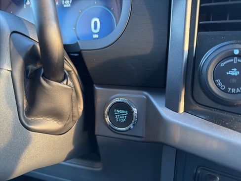 New 2025 Ford F150 XLT w/ Equipment Group 303A High image 34