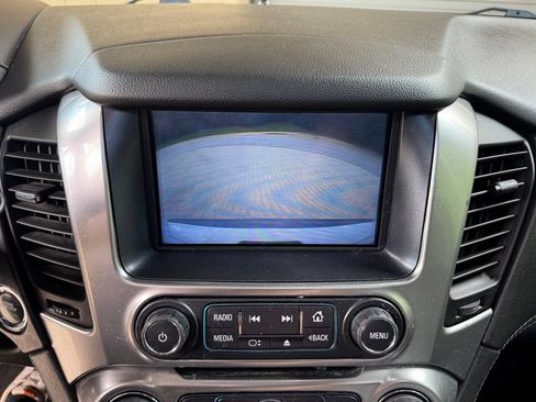 Used 2017 Chevrolet Suburban LT AWD/4WD image 16