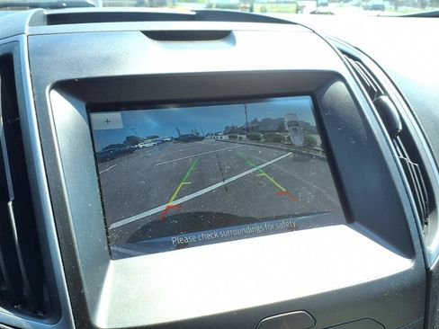 Used 2020 Ford Edge SE AWD/4WD image 9