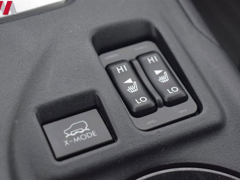 Used 2021 Subaru Crosstrek 2.0i Premium image 24