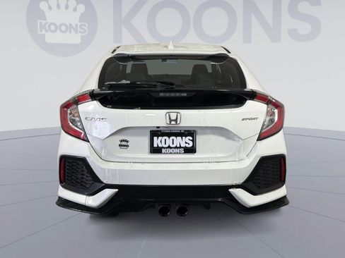 Used 2017 Honda Civic Sport image 5