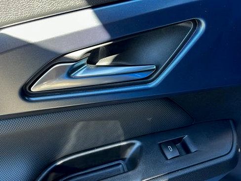 New 2026 Chevrolet Equinox EV LT w/ Convenience Package II image 12