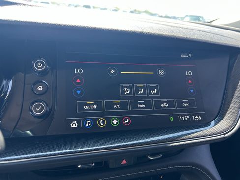 Used 2022 Buick Envision Preferred FWD image 13
