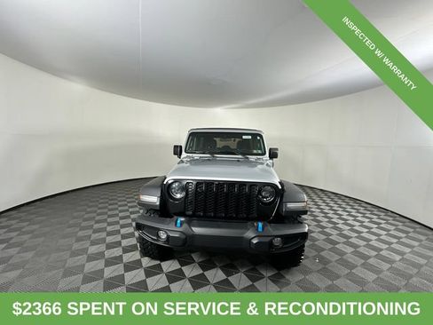 Used 2023 Jeep Wrangler Unlimited w/ Convenience Group AWD/4WD image 2