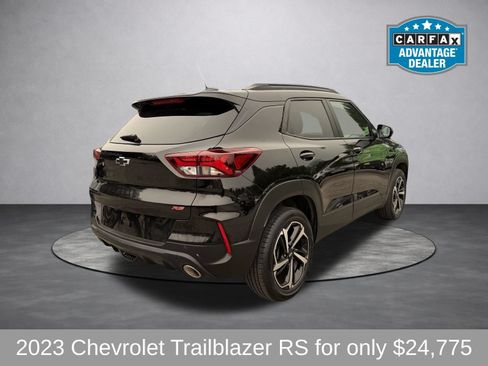 Used 2023 Chevrolet TrailBlazer RS w/ Convenience Package AWD/4WD image 6