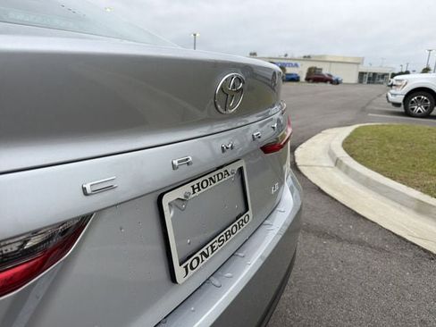 Used 2025 Toyota Camry LE FWD image 34