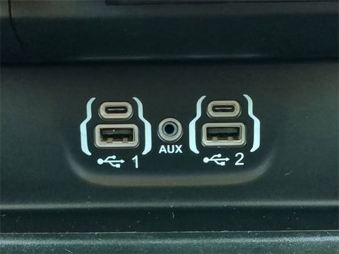 Used 2024 RAM 1500 Rebel image 24