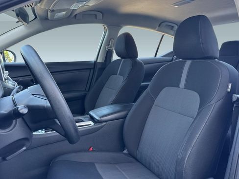 Used 2024 Nissan Sentra SV FWD image 23