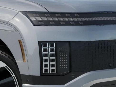 New 2026 Hyundai Ioniq 9 Calligraphy image 9