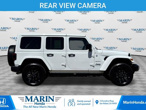 Used 2024 Jeep Wrangler Unlimited Sahara AWD/4WD image 2