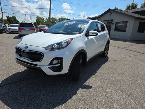 Used 2021 Kia Sportage EX w/ EX Technology Package AWD/4WD image 21