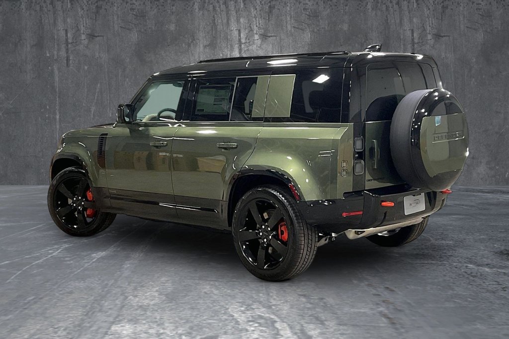 New 2026 Land Rover Defender 110 X AWD/4WD image 3