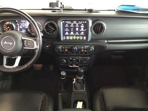 Used 2021 Jeep Wrangler Unlimited Sahara image 42