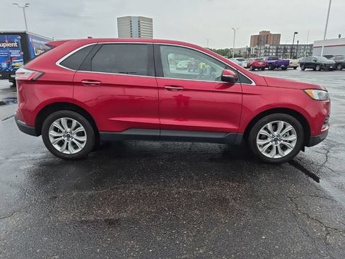Used 2020 Ford Edge Titanium w/ Equipment Group 301A AWD/4WD image 2