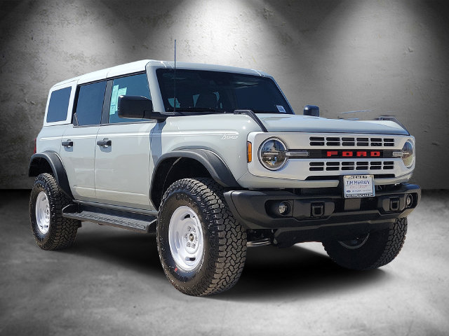 New 2026 Ford Bronco Heritage Edition AWD/4WD image 2