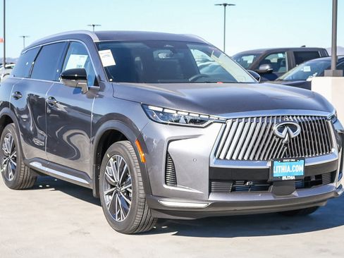 New 2026 INFINITI QX60 Luxe image 3