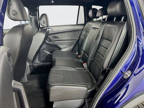 Certified 2022 Volkswagen Tiguan SEL R-Line AWD/4WD image 26