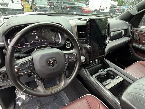 Used 2025 RAM 1500 Limited AWD/4WD image 26