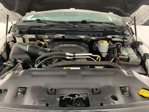 Used 2018 RAM 2500 Tradesman AWD/4WD image 9