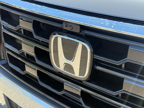 New 2026 Honda Pilot Touring image 24