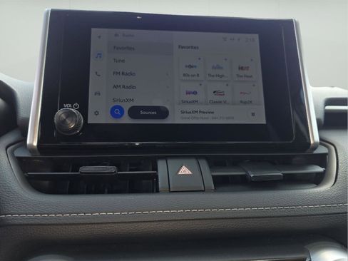 Used 2023 Toyota RAV4 XLE image 18