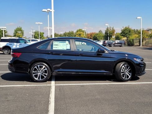 New 2026 Volkswagen Jetta Sport FWD image 4